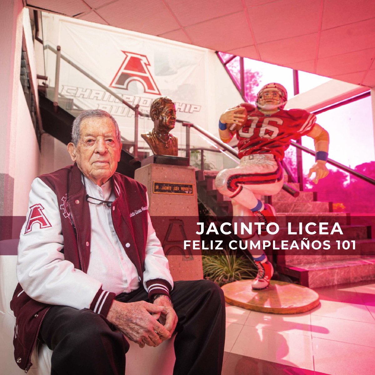 Hoy celebramos con mucho cariño y respeto a una leyenda del equipo de @AguilasIPN, nuestro querido Jacinto Licea que cumple nada mas y nada menos que 101 años de vida, y en el #IPN no podemos mas que estar agradecidos y orgullosos por los triunfos y jugadores valiosos que le dio