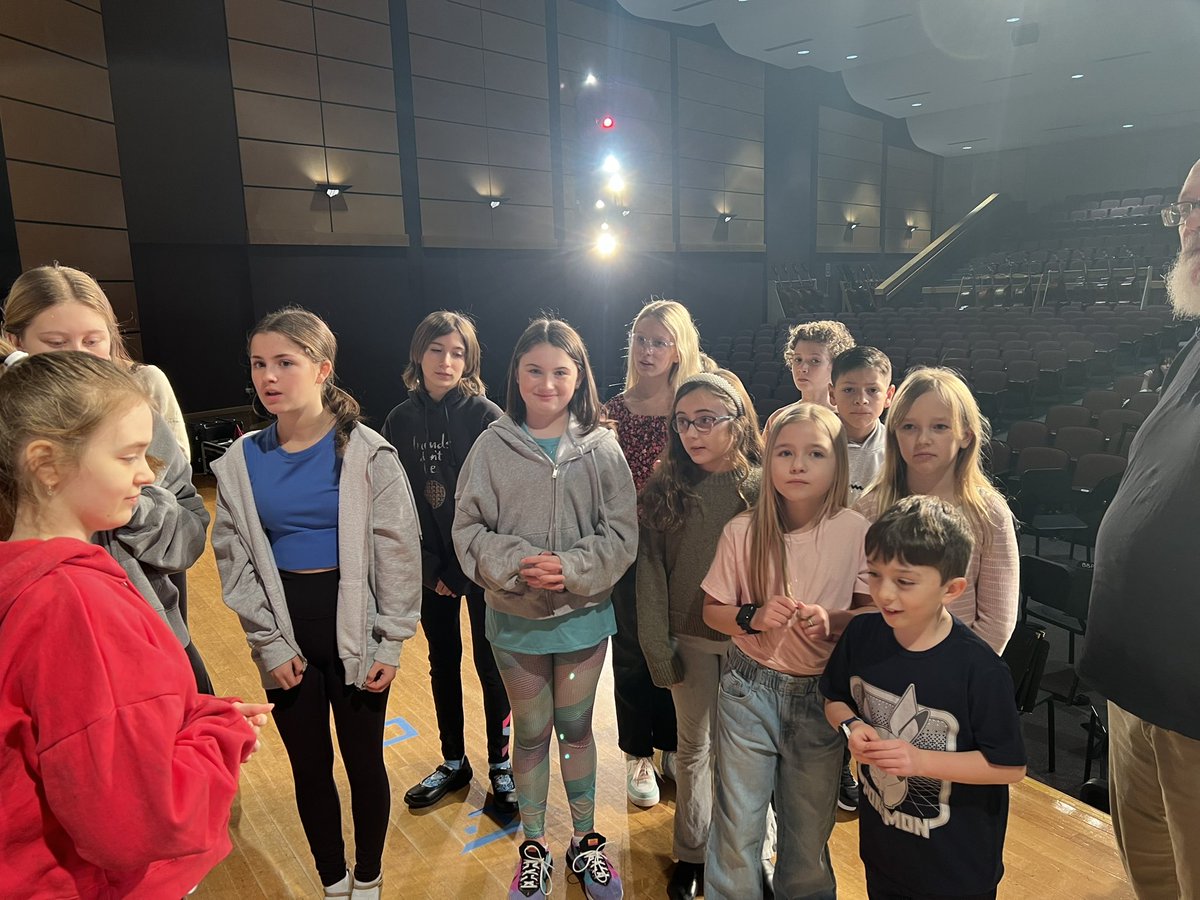 BBPArtandMusic's tweet photo. Saturday morning rehearsal for our upcoming HS Musical “Cinderella”! February 8-9 @ 7PM and February 10 @ 3PM & 7PM. You don’t want to miss these talented students! #BBP #MusicalTheatre #Cinderella #ThisIsBBP #HSMusical https://t.co/4xTqxOuhxX