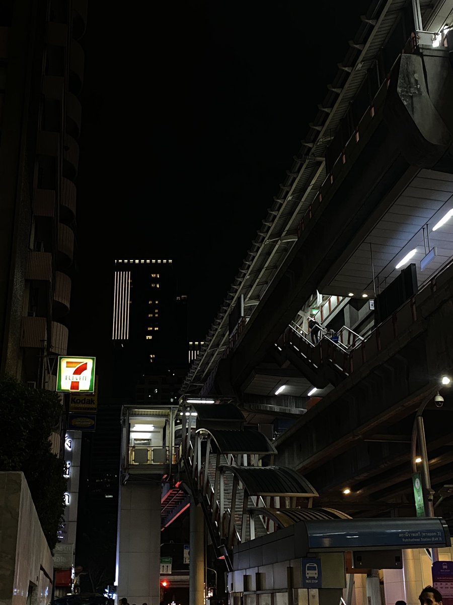 ☕︎︎ tweet media