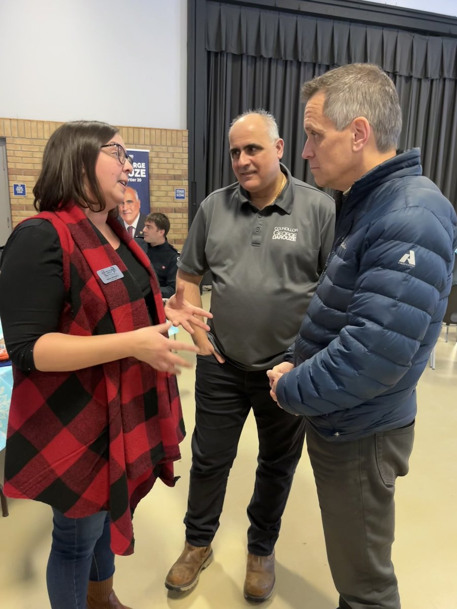 It’s a great morning here at the Greely Winter Carnival with <a href="/GeorgesDarouze/">George Darouze</a> and #TeamOttawa. Thank you to the <a href="/OttFire/">Ottawa Fire Services</a> for serving a great Firefighters Pancake Breakfast to the community. Merci aux <a href="/IncendiesOttawa/">Srv Incendies Ottawa</a> d'avoir servi un excellent déjeuner aux crêpes des pompiers à la