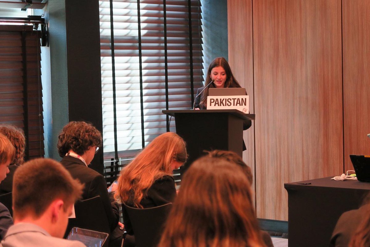 HaileyburyMUN's tweet photo. Pakistan Zindabad 🇵🇰 

We are very honoured to debate at the highest level of MUN with other delegates from all over the world. We had our most successful #thimun ever with 3 resolutions passed in committee and many more approved by the Approvals Panel https://t.co/ywqNvy0lMF