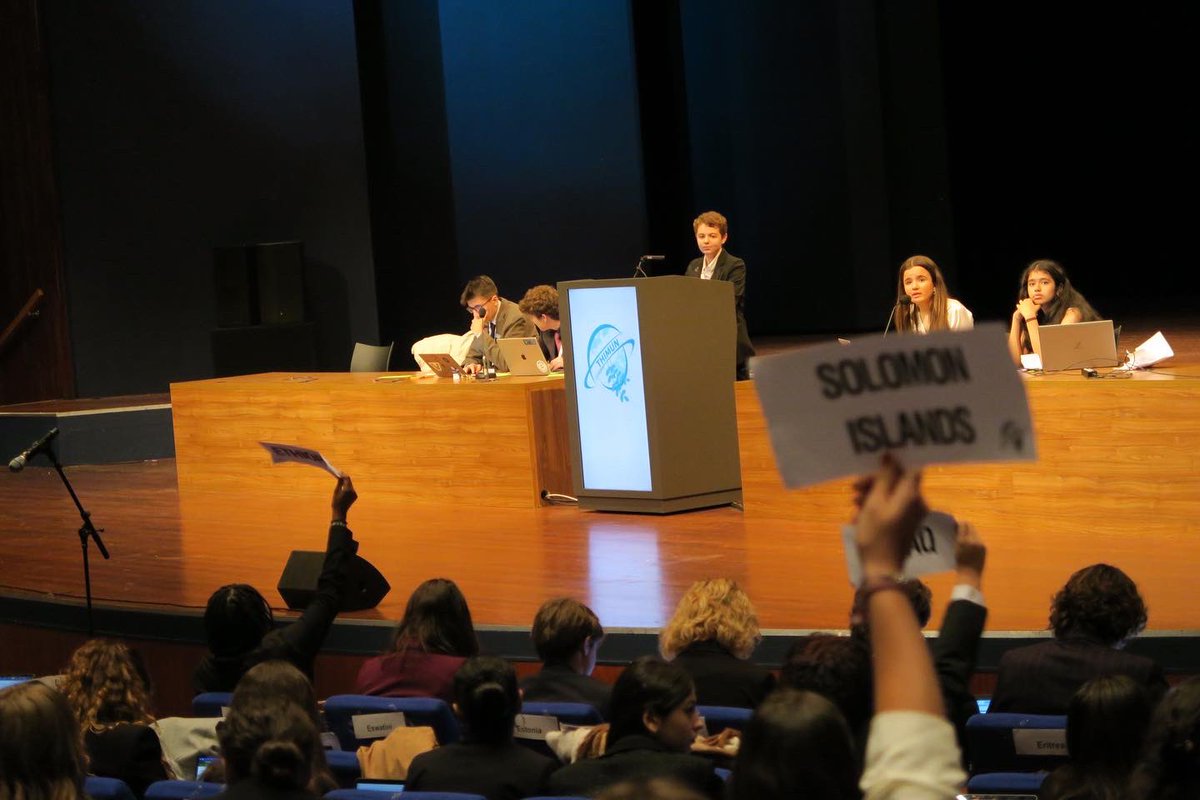 Pakistan Zindabad 🇵🇰 

We are very honoured to debate at the highest level of MUN with other delegates from all over the world. We had our most successful #thimun ever with 3 resolutions passed in committee and many more approved by the Approvals Panel
