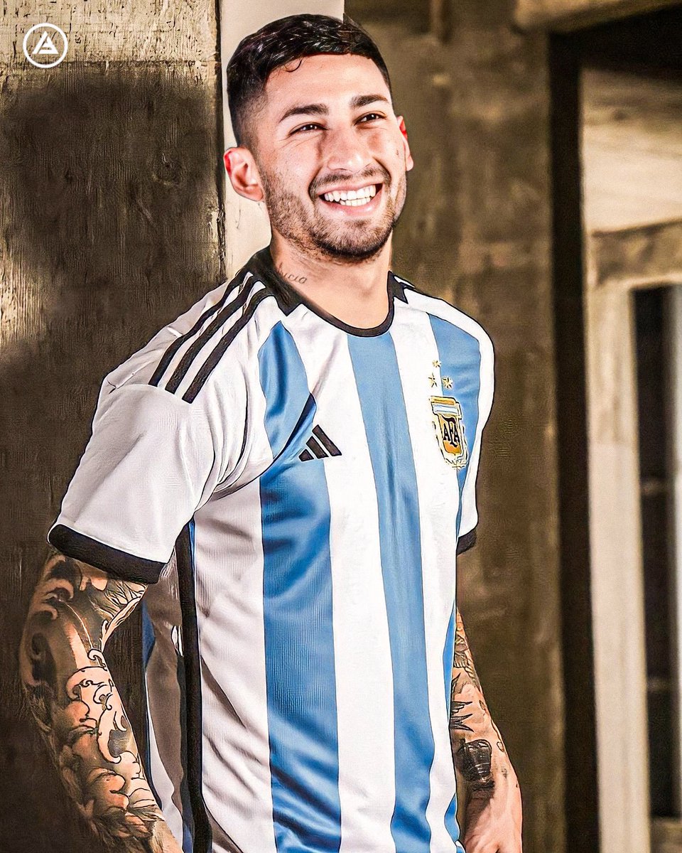 🚨🇦🇷 Alan Varela TIENE CHANCES de ser citado por Lionel Scaloni para los amistosos de marzo.

vía <a href="/LuisFregossi/">Luis Fregossi</a>