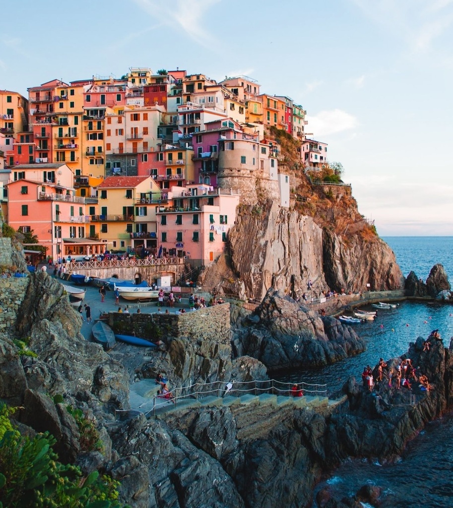 Dreaming in technicolor 🌈 
.
.
#bucketlist #italygram #italianplaces #italy_vacations