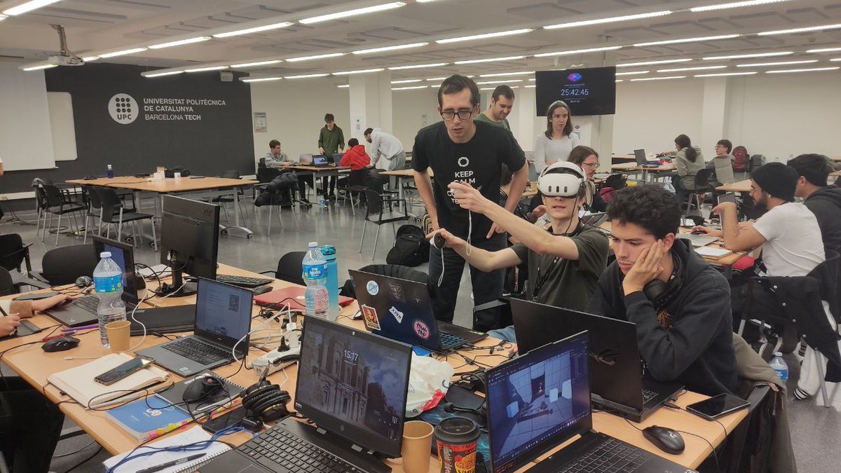 Continuem amb el segon dia de la GGJ BCN'24. Us deixem fotografies del primer dia i del segon. Ànims 👏