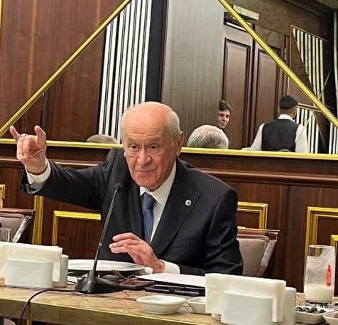 Yüzünde bozkurt tebessümü... Liderimiz Sayın Devlet Bahçeli