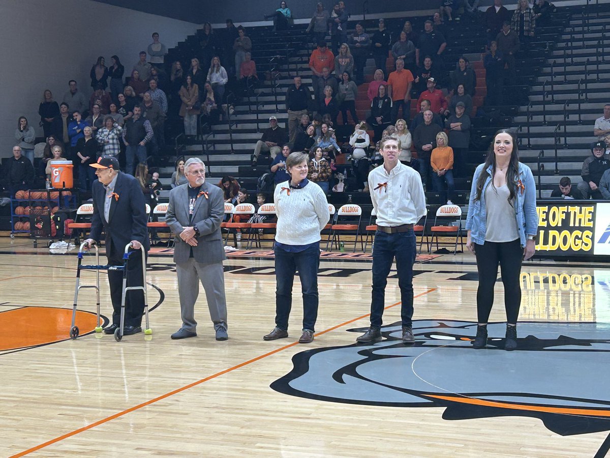 AHSActivityDept's tweet photo. Congratulations to our very own Coach (Conway) Pickett on her induction into the Waterloo High School Hall of Fame last night! We’re lucky to have you at Affton!! https://t.co/pFn63uwDF7