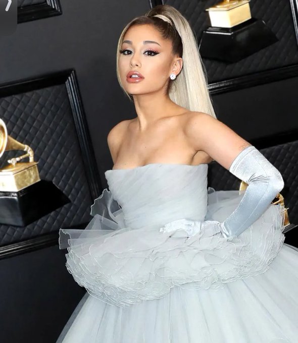 Random thought&hellip;.  I would love a 90&rsquo;s R&amp;B album from these two. https://t.co/jjnBvhw6EU<a href="/tag/scarlett"class="tags"><span>#scarlett</span></a>