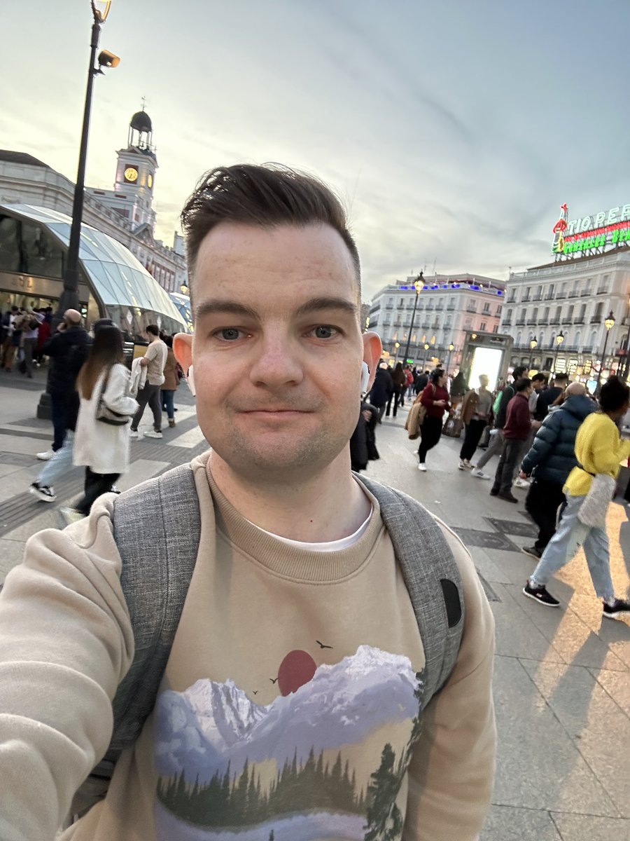 Andrew Hart tweet media