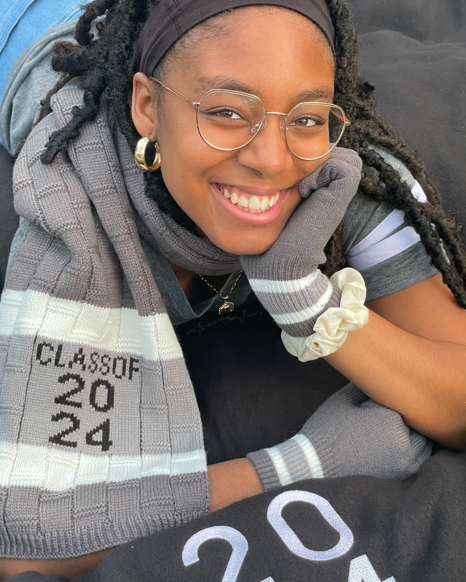 herffjones's tweet photo. Cozy up, Class of 2024! Senior year never felt so warm and stylish. ππ₯ Shop the senior look π https://t.co/L6zkbKbApK
-
π· Ta'liah Randolph #StayCozyClassof24 #HJInfluencer #HerffJones #ClassOf2024 #highschool #classapparel #senioryear #winteroutfits #gradgifts #cozyoutfits https://t.co/q42U7SaPm7
