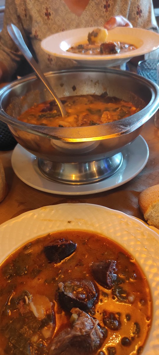 PAsturianu's tweet photo. POTE en LA POSADA DE BARRO (Infiesto) 
Matrícula de honor cum laude a este #TOPote +
Perfecto en todo. Sabor, textura, compango...💯
Encantadora atención por parte de Liliana. 🥰
Para repetir mil veces.
C. el Quesu, 9, Infiesto
Teléfono: 985 71 04 89 https://t.co/JgebjuuQBP