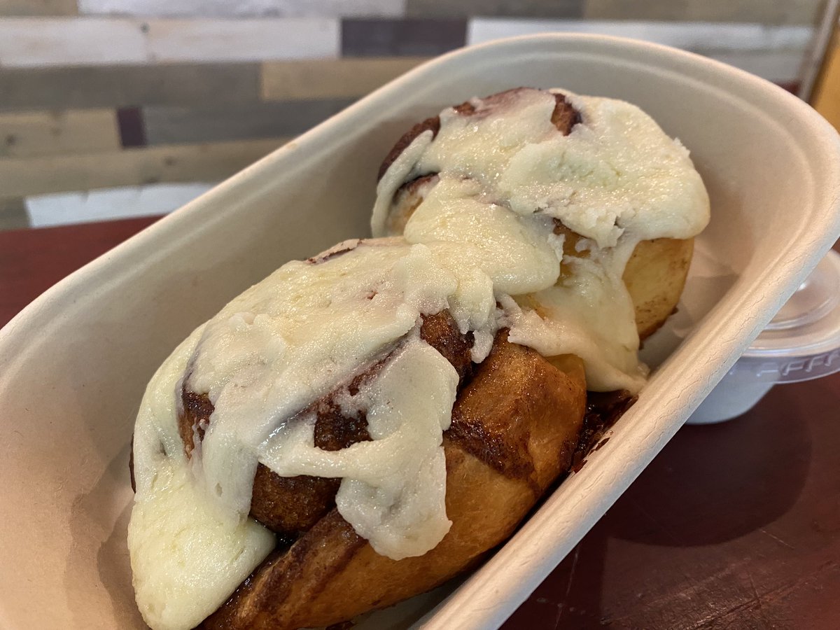 So scrumptious 🤤 #cinnamonrolls at Cider Keg #FarmMarket #MadeWithLove ❤️ #shoplocal #shopsmall #NorfolkCounty 🇨🇦