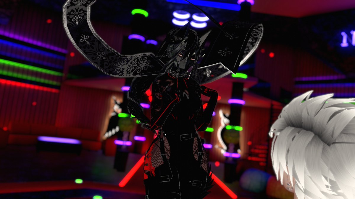 funsizedata's tweet photo. Soon ™ 
claws are on current version too, kinda exciting ^w^

#vrchat #vrc #woof #wip  #ribbon #dancer #lostbraincells 
📸from NightshiftBar [either Hina or Cariku] https://t.co/ytvqrJ30vG