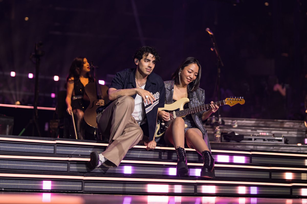 © #JonasBrothersRP! → #TheTourRP → Bronx.
The Joe-cation is over! You can take Charlie out of the stage, but ypu can't take the stage out of Charlie.