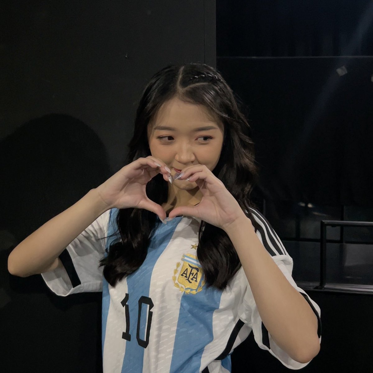 AU_LiaJKT48's tweet photo. 🖤 https://t.co/toJAmzCcUp