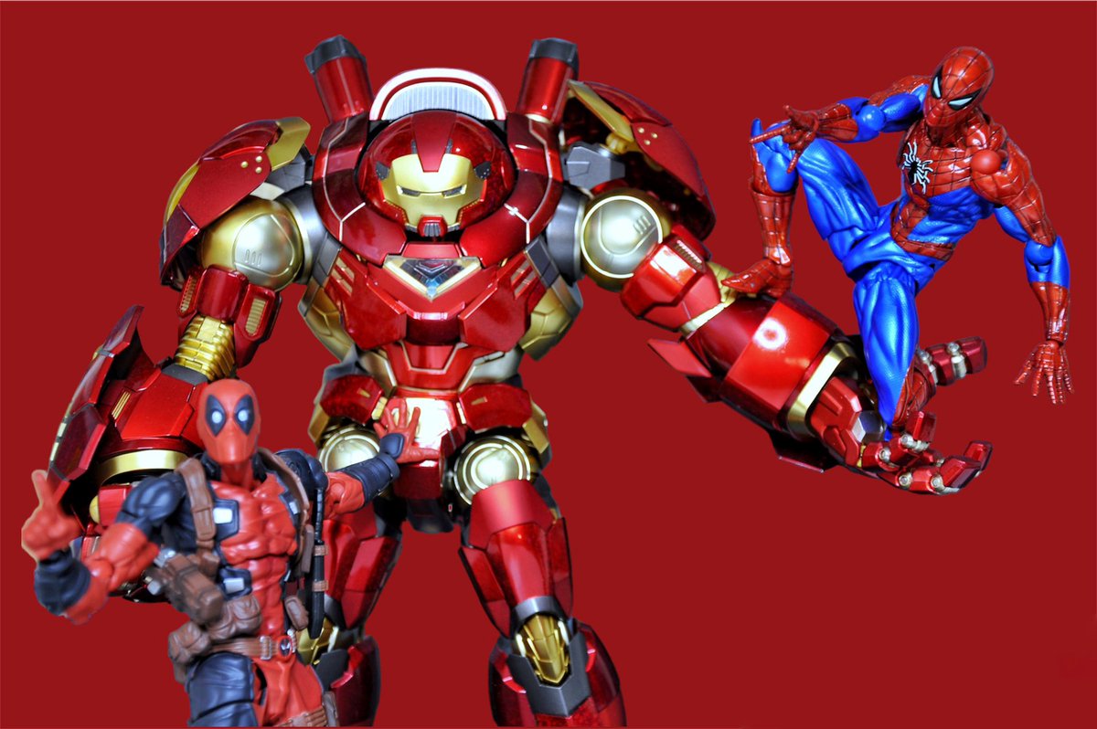 yellowsurfer80's tweet image. Deadpool being Deadpool.

#brokecollector80 #geekzone #zetravelinggeek #deadpool #marvel #ironman #hulkbuster #spiderman #revoltech #yamaguchi