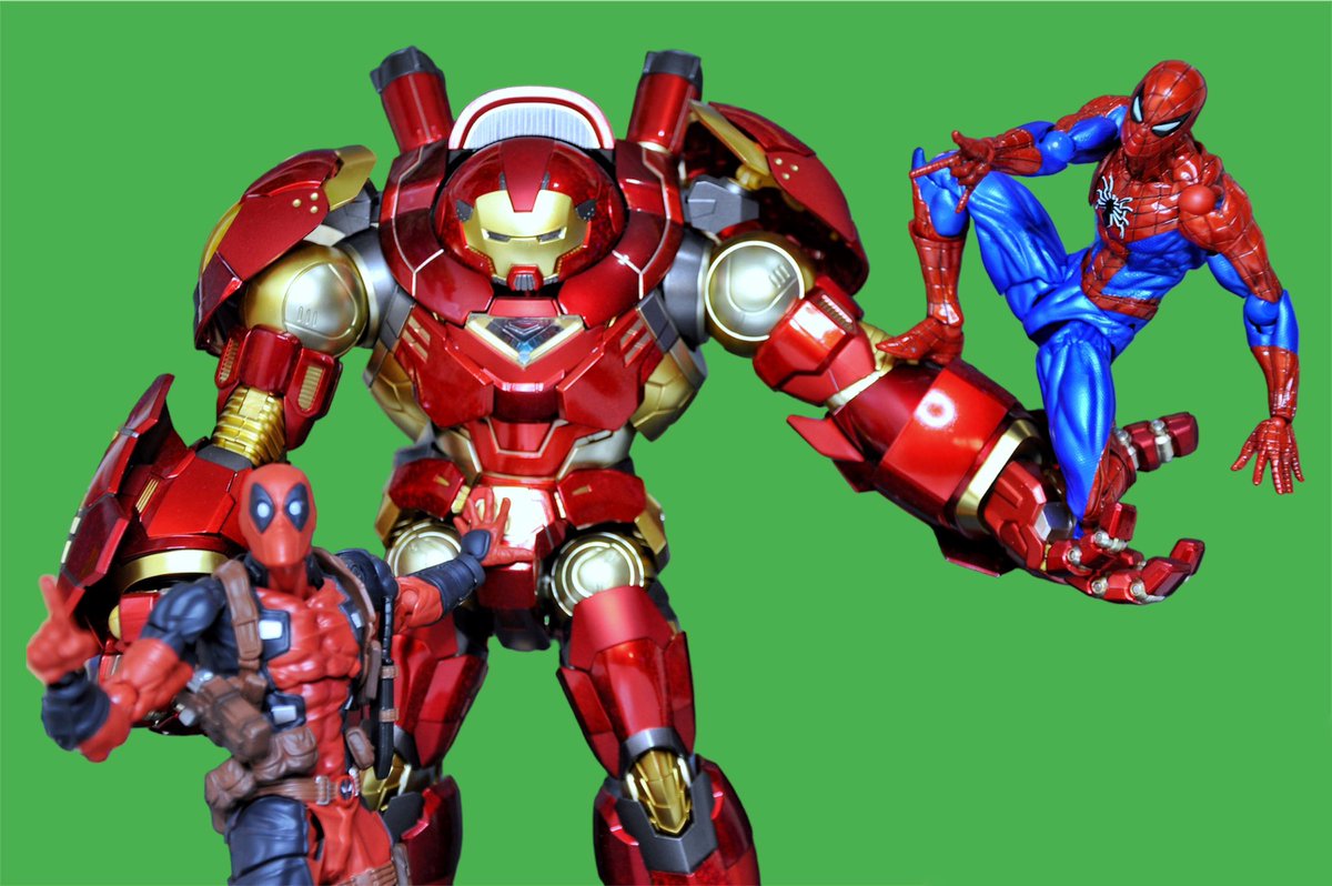 yellowsurfer80's tweet image. Deadpool being Deadpool.

#brokecollector80 #geekzone #zetravelinggeek #deadpool #marvel #ironman #hulkbuster #spiderman #revoltech #yamaguchi