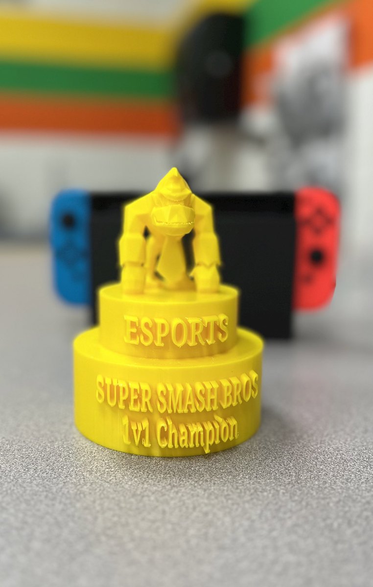 The trophy for our 1v1 SuperSmashBros winner. He used Donkey Kong on his way to the title so of course we had to add it to the trophy. #esports <a href="/MrHirtTech/">MrHirt_Tech</a> <a href="/MrSwansClass/">Matt Swan</a>