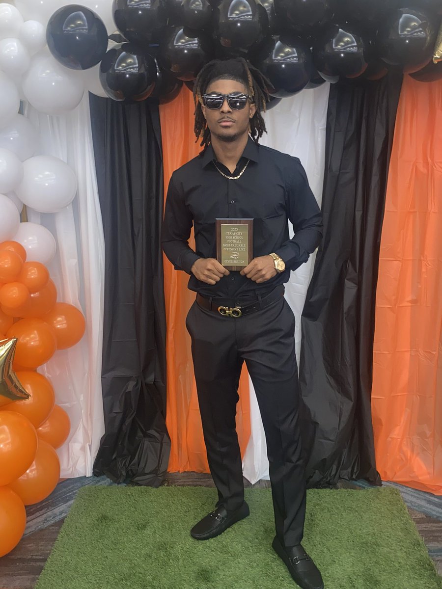 Offensive MVP⭐️
<a href="/TCNextUp/">Joe Byrd</a> <a href="/ShoneEvans/">Shone</a> <a href="/DAB_CoachB/">DAB_ CoachB</a>