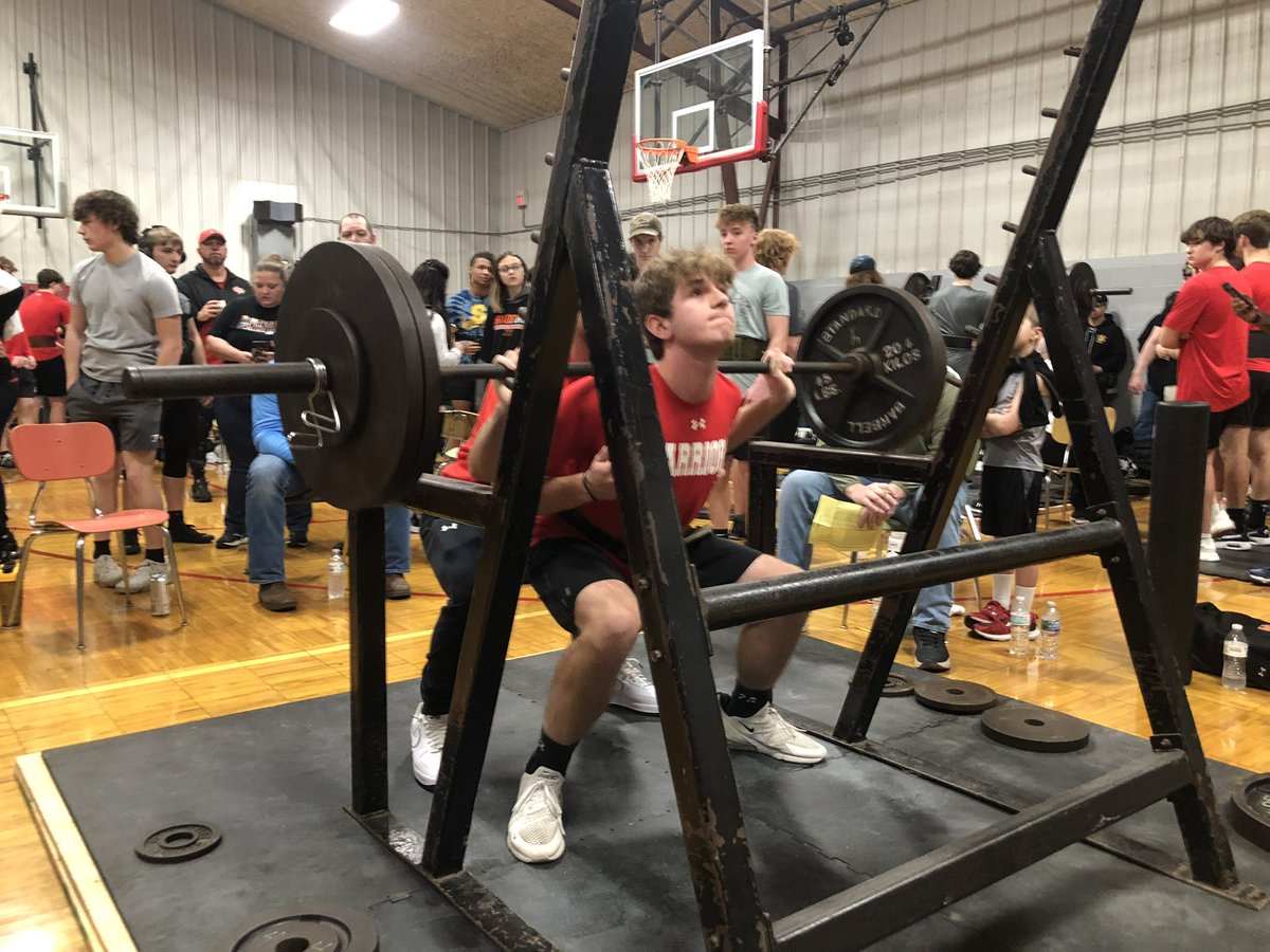Goshen_Athletic's tweet photo. GHS Powerlifters are getting after it this morning at the 2024 Regional Powerlifitng Meet held at Kenton HS!!! More pictures and results to come! 
Go Warriors! @GoshenLocal @GoshenWarriors @ClerSunSports @ShaneElkin48 @KentonWildcats https://t.co/WVfoiZJNGU