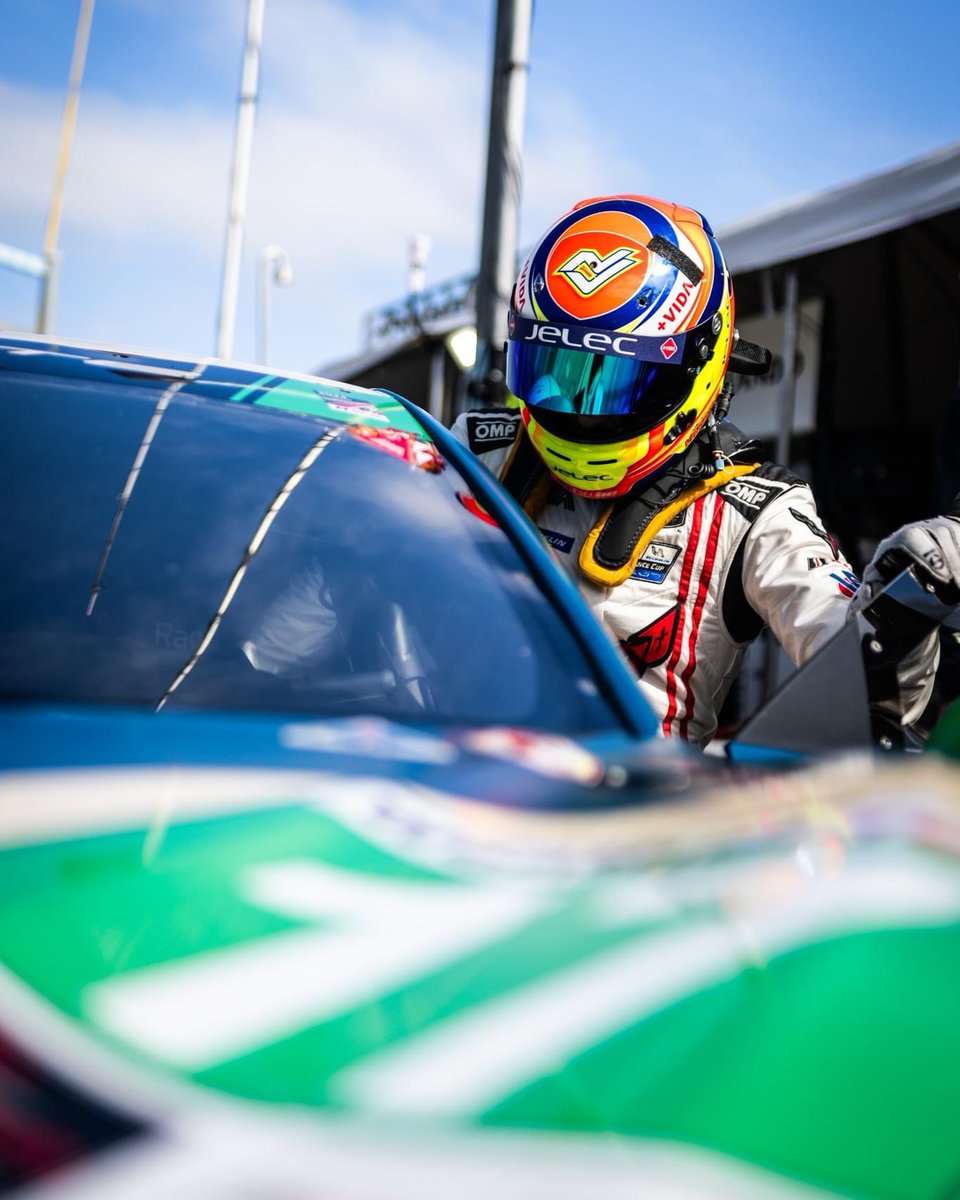 Corazondef1's tweet photo. #Rolex24 #Imsa
@NicoVarrone será el encargado de largar las 24 horas con el Corvette Z06 desde el Puesto 9 de la clase GTD . En LMP2 será #LuisPCompanc quien inicie la carrera desde el décimo puesto de su clase
15.45 ▶️ https://t.co/mofX6do1aZ https://t.co/JVRtn4YTgk