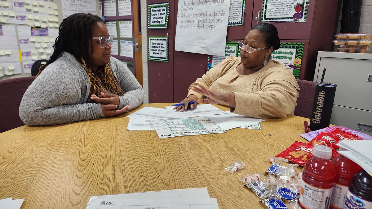 ARI_ChiQuittaW3's tweet photo. We had a PHENOMENAL day of learning in Region 5 at our ARI Cohort 3 Student-Centered Coaching Lab. Thank you @res_elementary  for hosting us!  @Alabama_Reading @fcschoolsystem
 @krutledgeb @SweeneyDiane 
#coplanning
#coteaching https://t.co/mtqYOSSxU6