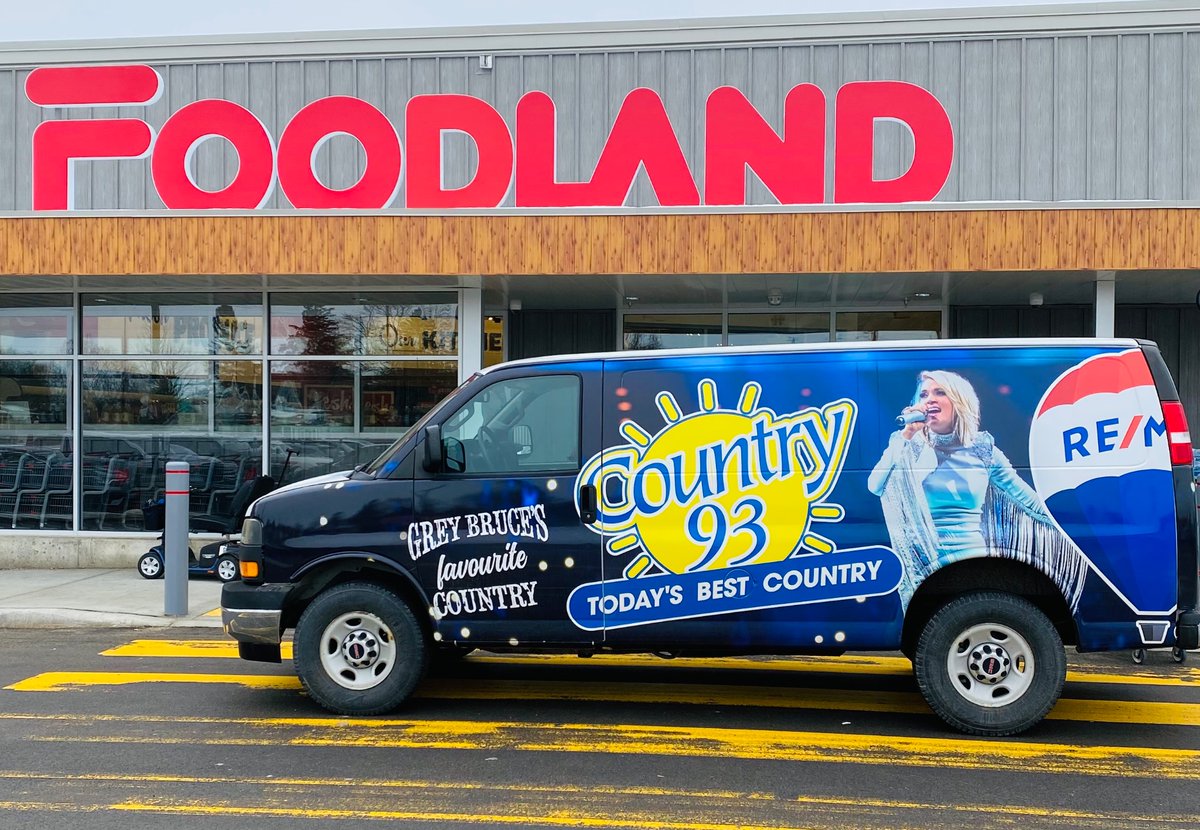 Grand Opening for renovated #Foodland Mount Forest. Live updates from 1-5 pm with @country93.