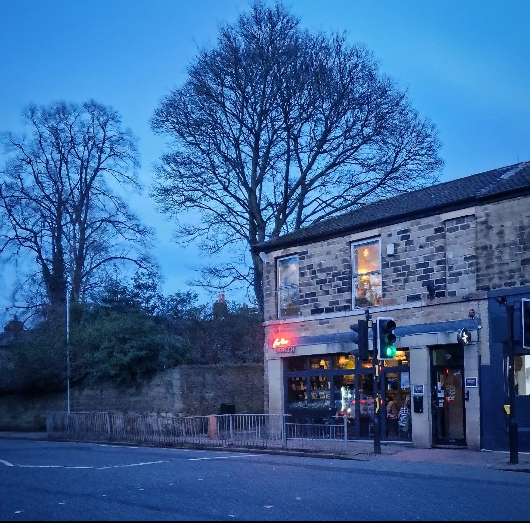 😍😘Two things we absolutely LOVE are the pub and you lovely lot!

Come on down and have a merry ol' time in the cosiest spot in CPA!

#Saturday #weekend #pub #bar #leeds #chapelallerton #cosy