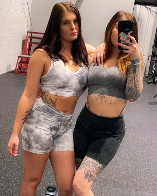 Twins anyone?   https://t.co/ouiTQCUBTa  https://t.co/2C3HiPHF52 @TierneyAlise https://t.co/CQ64eO3n<a href="/tag/reetweet"class="tags"><span>#reetweet</span></a>