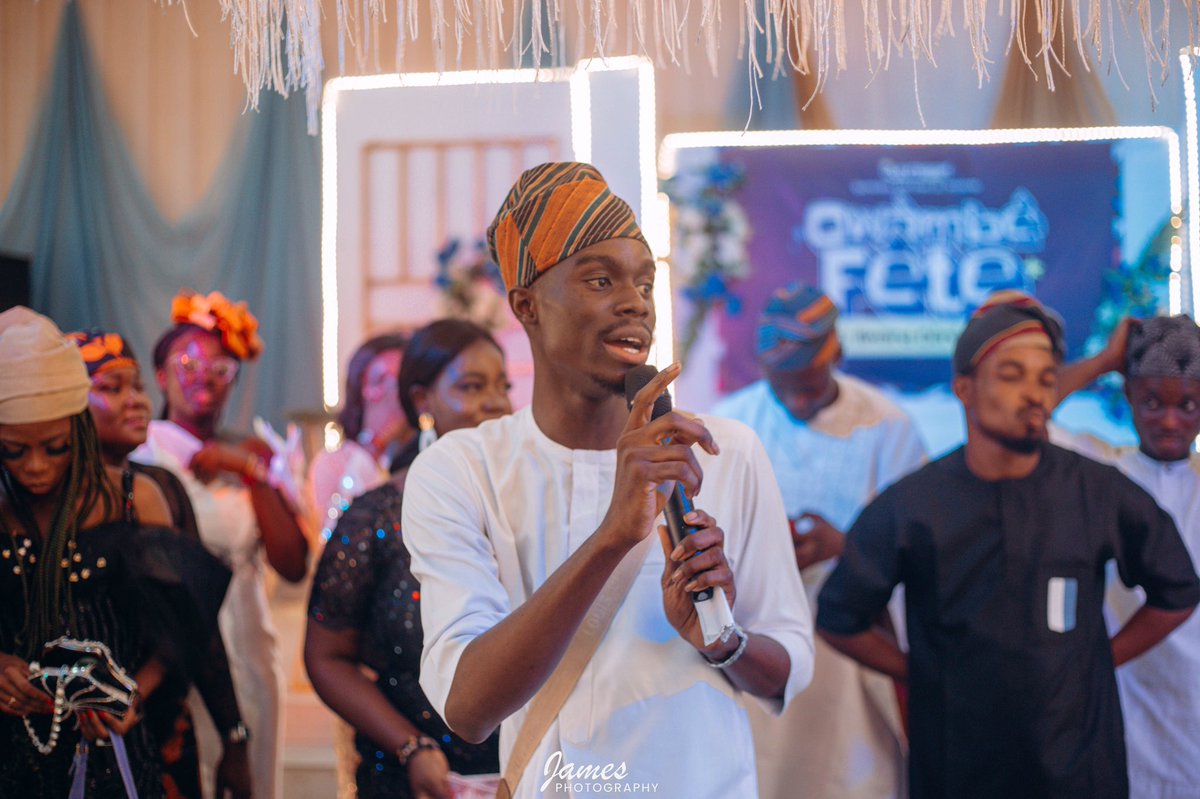 jamesphotogra__'s tweet image. MC 🙌🙌🙌🙌

#owanbefete
#classquintessia
#classinvicta
#redcamera