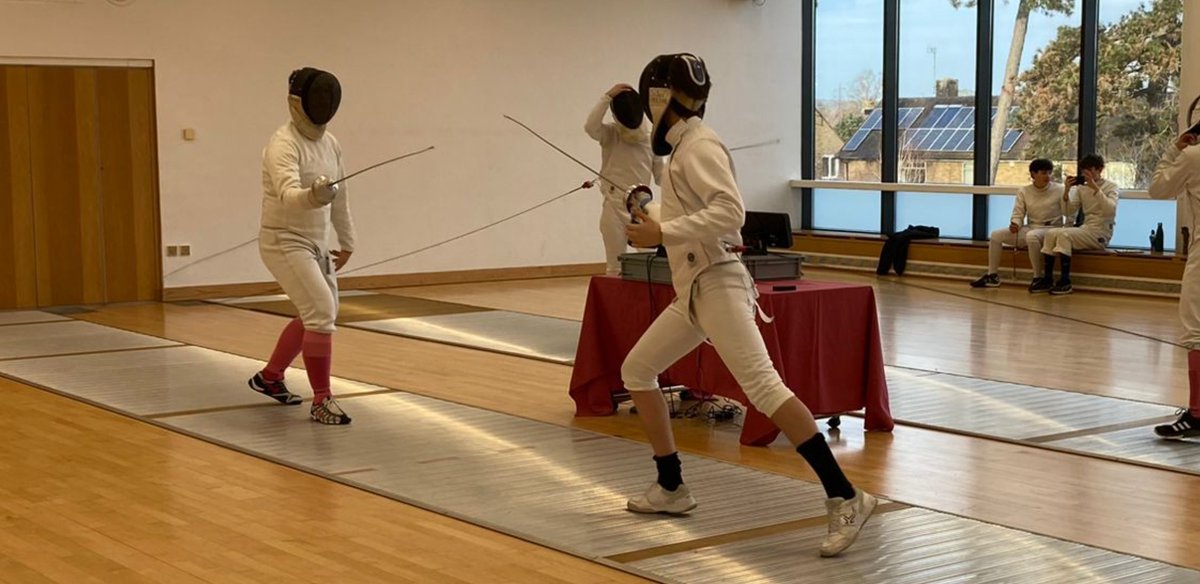 LatymerSport's tweet photo. Thank you @AbingdonSport for a good afternoon of #fencing. In a match that was closer than the score reflected the Epee A team were defeated 45-33 and the Epee B team put in a solid performance to triumph 45-26. 🤺 https://t.co/BvwIfxqsZe