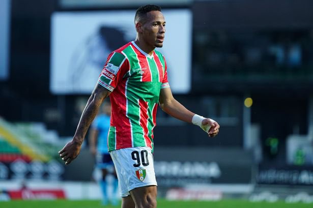 𝗙𝗨𝗡 𝗙𝗔𝗖𝗧 ❗️

Ronald will be Swansea City’s first ever Brazilian player. 

The closest we’ve came prior to this was in 1991 when Irish defender Derek Brazil joined the club on loan.