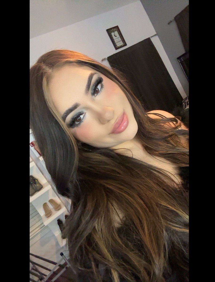 TabbyRendon's tweet photo. updating my “this is her” pics 🥰 https://t.co/cxAORbvAg2