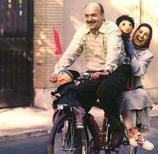 کلاه‌قرمزی و سروناز ۱۳۸۱