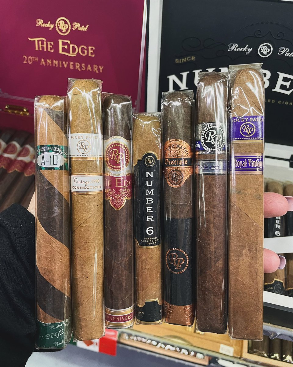 #cigartime #rockypatelcigars #rockypatel #cigaroftheday #elcidscigars #elcidscigarshop #elcidscigarlounge #elcidstobacco #elcids #cigarlounge #cigarshop #cigarboss #cigars #sophiassmokes #cigarpassion #cigarnation #cigarworld #botl #sotl #cigarwomen #cigarsmokers #cigarchick