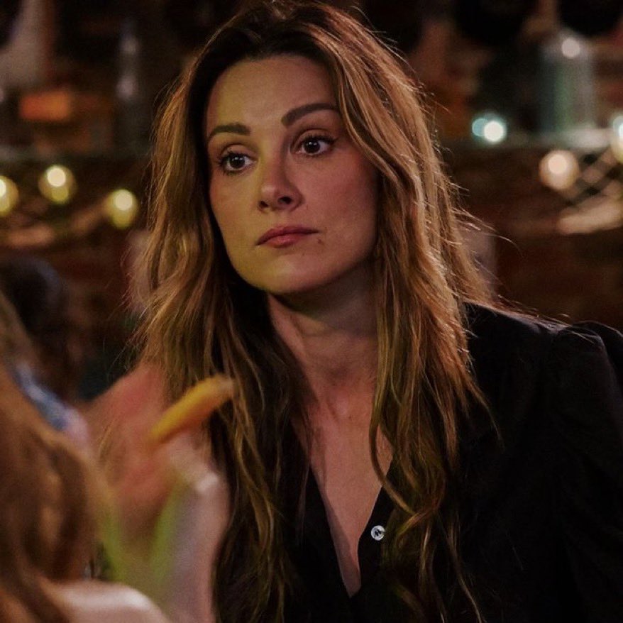 n_spampi_savre's tweet image. what did Carina just hear to have this reaction? (right answers only)

don’t forget the hts
#SaveStation19 #Station19