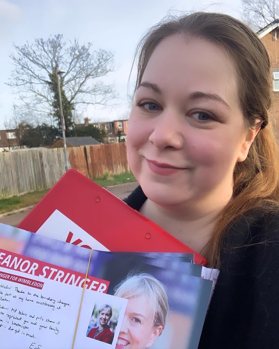 Listening to &amp; supporting local people with Labour's candidate for Wimbledon, <a href="/eleanorSW19/">Eleanor Stringer for Wimbledon</a>, &amp; our South West London Assembly candidate, <a href="/MarcelaBenede10/">Marcela Benedetti</a>. 

Many are worried about the state of the NHS.

More voters are switching to Labour, the party that can rebuild our country.💪