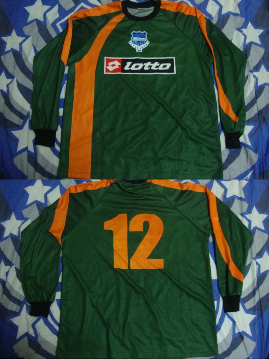 LaPieldeEmelec's tweet photo. Vendo Buso de #EMELEC 2006
Talla XL
INFORMACION POR INTERNO
#CSE #BOMBILLO #CAPWELL #CSEMELEC #EMELECISTA https://t.co/VEo6oAPbsa