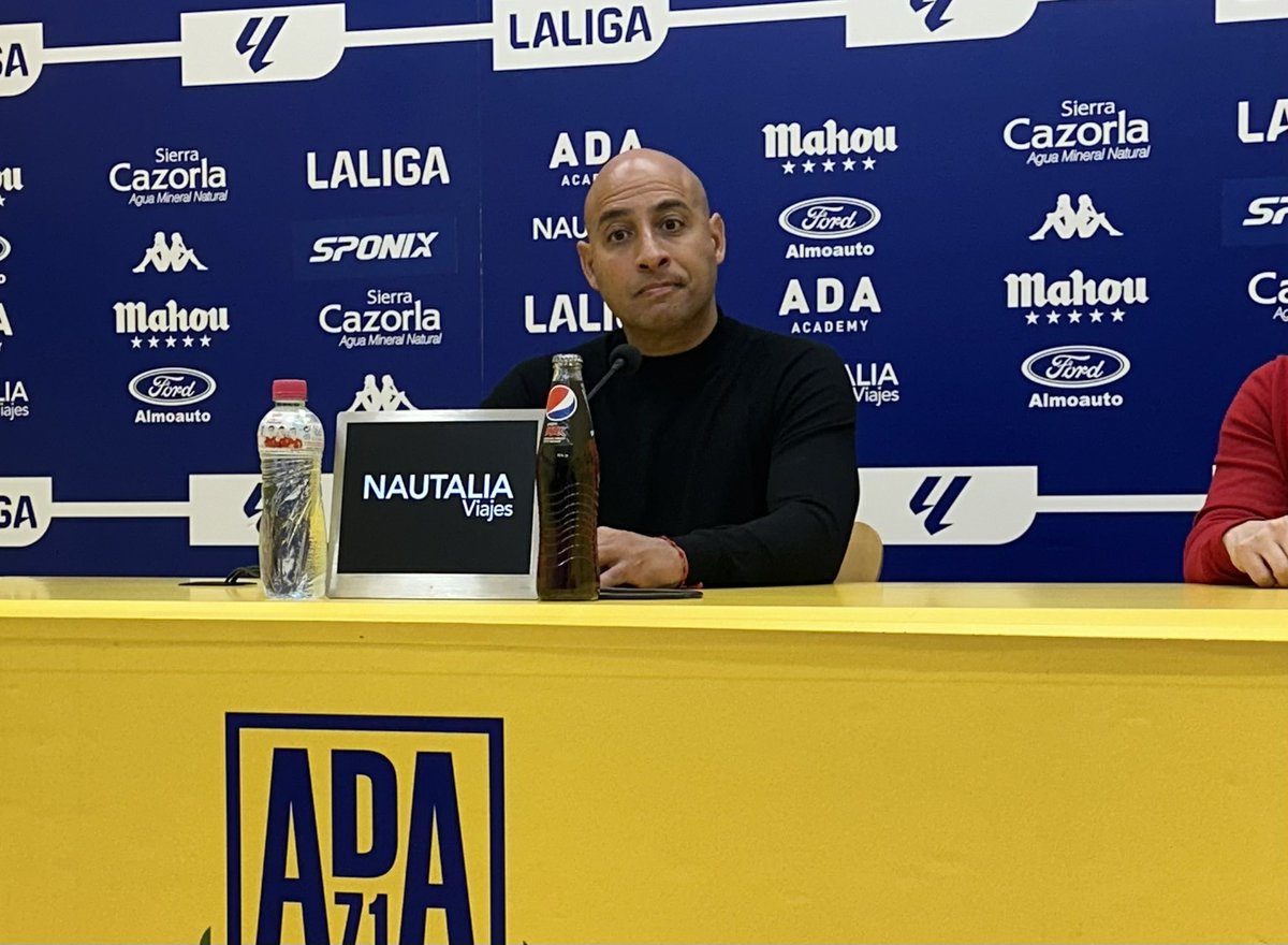 🟡 Nafti, entrenador de la <a href="/AD_Alcorcon/">A.D. Alcorcón</a>, tras el empate contra el <a href="/RealZaragoza/">Real Zaragoza</a> 

🛡️ “Hemos sabido sufrir. La salvación pasa por la defensa. Los equipos que se enfrenten a nosotros lo van a pasar mal”

😅 “0 córners del Zaragoza. Para un equipo que ha estado cerca de ganarnos…”