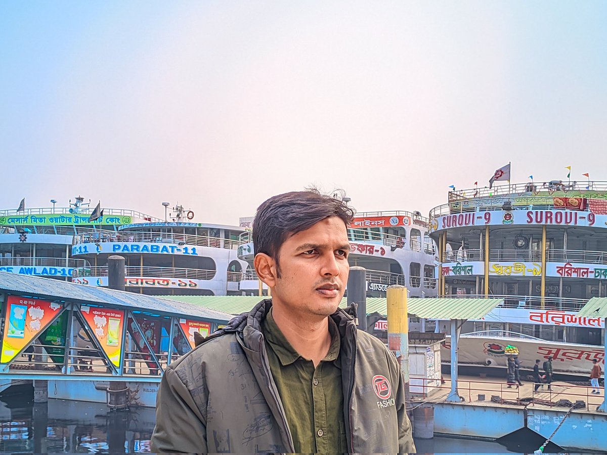 Monir316488's tweet photo. মন খারাপের সময়,
যারা আমায় হাসানোর চেষ্টা করে অন্তত, তারা ভালো থাকুক। https://t.co/hmzqc60IkE