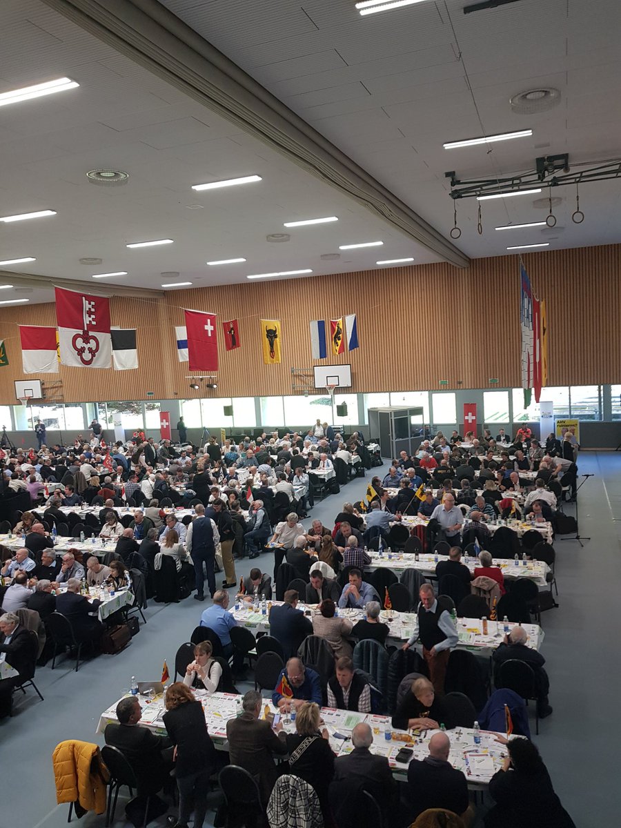 Teilnahme an der Delegiertenversammlung der SVP Schweiz in Bürglen im Kanton Uri. Vielen Dank für die zahlreichen vertiefenden Gespräche unter anderem mit den Bundesratsmitgliedern Dr. Albert Rösti (UVEK) und Guy Parmelin (WBF).