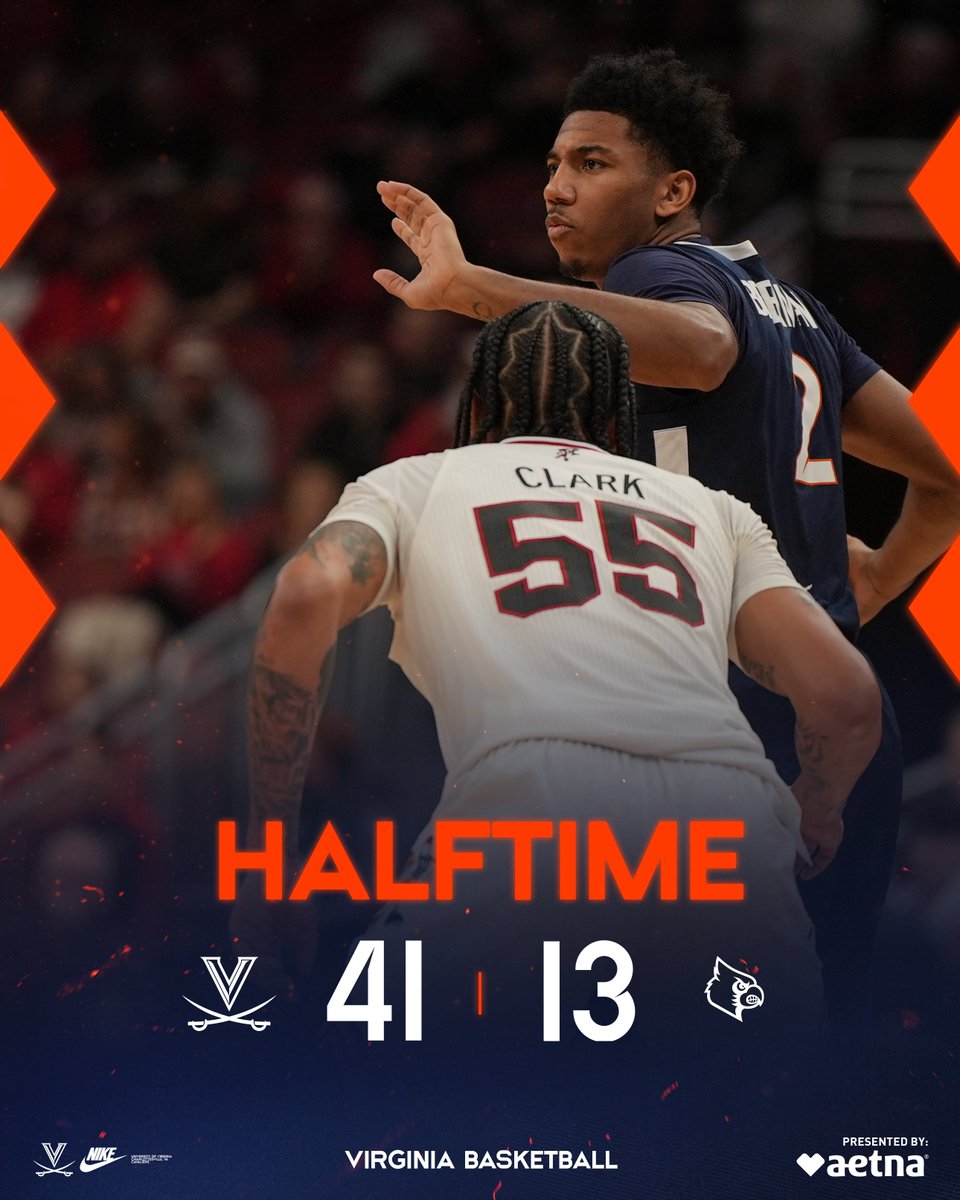 UVAMensHoops's tweet photo. Halftime presented by @Aetna.

#GoHoos https://t.co/dmt7CL0nnM