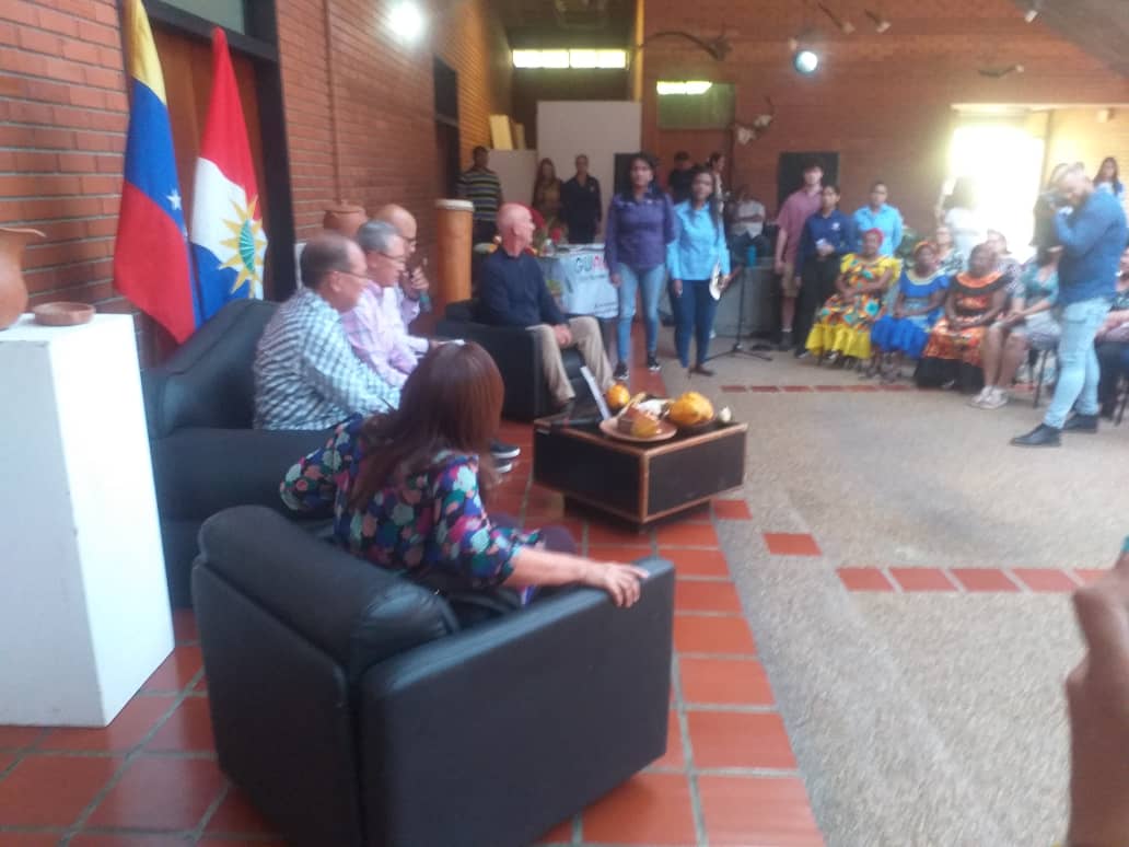 "DESCUBRE LOS SABORES UNICOS DE YARACUY" 

#DeInterés|| Presentación  del Libro Cocina Patrimoniales, en el Museo Carmelo Fernández del Municipio San Felipe Edo. Yaracuy.

#JusticiaYVerdad