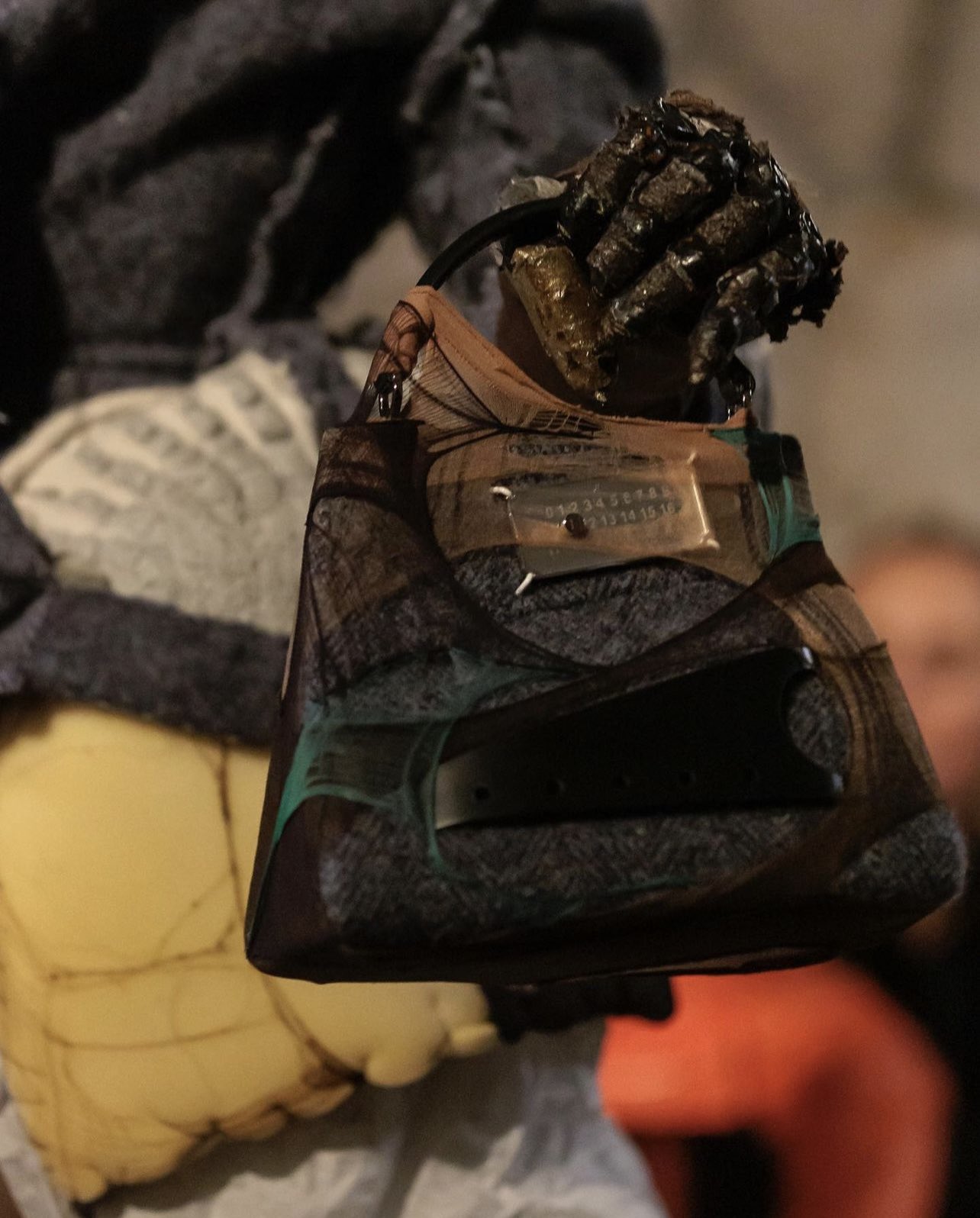 バッグ margiela artisanal photographer bag Photographer bag : MAGDALENE