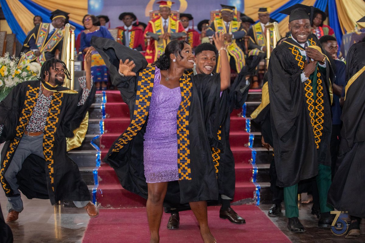 UnivofGh's tweet image. When duty calls on your graduation day, answer with a smile. That was the case for these graduands!

#UGCongregation
#UGClassof2023