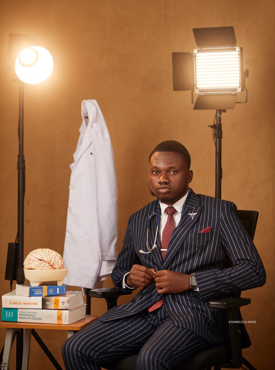 _AyoKlassy's tweet photo. Tranquillo🫸🏿
https://t.co/dbWTTTKc2J Anatomy (Unilorin)
NYSC (Kaduna)
MB;BS (Babcock University)
Long ass journey, God did!!!
We keep moving in God's name https://t.co/bBdTIAVLCX
