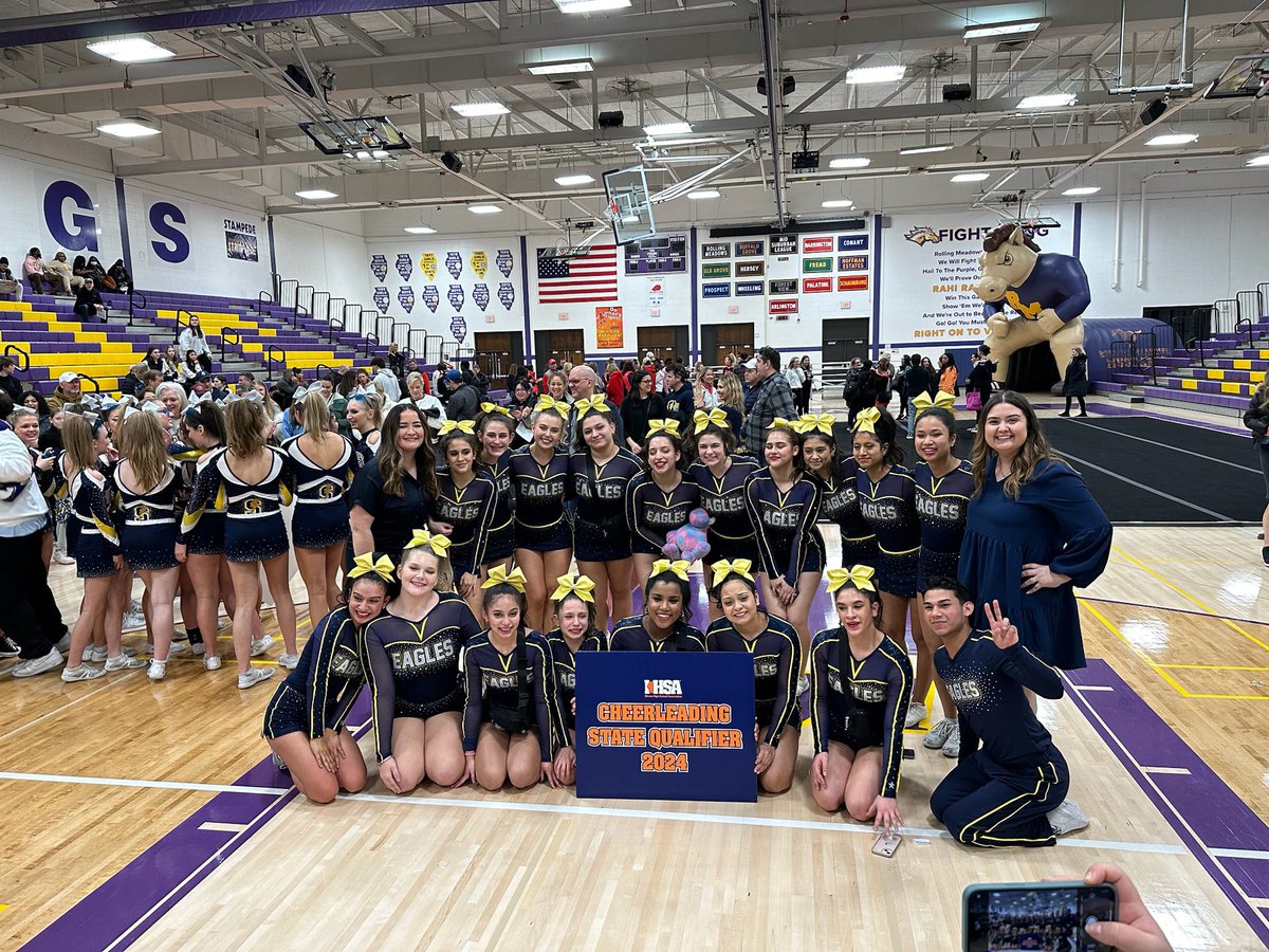 Leyden Cheerleading 📣 tweet media