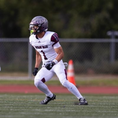 GridironRR's tweet photo. https://t.co/CSbDSZLYR4
Unsigned JUCO Prospects
QB @EmeryFloyd2
QB @brycedickson7
RB @Malikbrookss
WR @josiahayon2
WR @nosleepbari
WR @BrownTaajean
WR @Camoren_b
LB @CasillasPayton 
LB @CalebChennault
LB @JacksonVolk1
DE @iamcincov
DT @JacksonVolk1
🗣️Tag an Unsigned JUCO Prospect https://t.co/KJmvLTO0lg