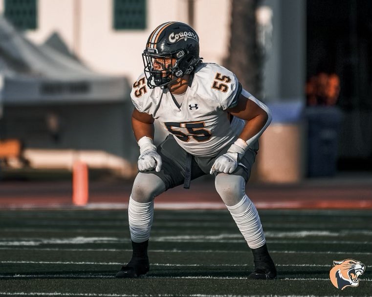 GridironRR's tweet photo. https://t.co/CSbDSZLYR4
Unsigned JUCO Prospects
QB @EmeryFloyd2
QB @brycedickson7
RB @Malikbrookss
WR @josiahayon2
WR @nosleepbari
WR @BrownTaajean
WR @Camoren_b
LB @CasillasPayton 
LB @CalebChennault
LB @JacksonVolk1
DE @iamcincov
DT @JacksonVolk1
🗣️Tag an Unsigned JUCO Prospect https://t.co/KJmvLTO0lg