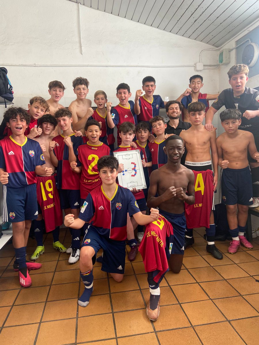 CEMercantil's tweet photo. 🔴🔵 INFANTIL "E"
🔵🔴
🏆2a Divisió
@CEMercantil 7 - @UESabadellNord 1.
⚽️⚽️ Moha
⚽️ Aitor Garcia
⚽️ Izan Parra
⚽️ Alex Ambite
⚽️ Kang
#CEMInfE https://t.co/dlgufN7mVw